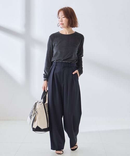 journal standard L'essage(ジャーナルスタンダードレサージュ)の「《追加》ベロアロングスリーブプルオーバー(Tシャツ/カットソー・レディース・アイボリー/ブラウン/ネイビー・FREE)」の6枚目の写真