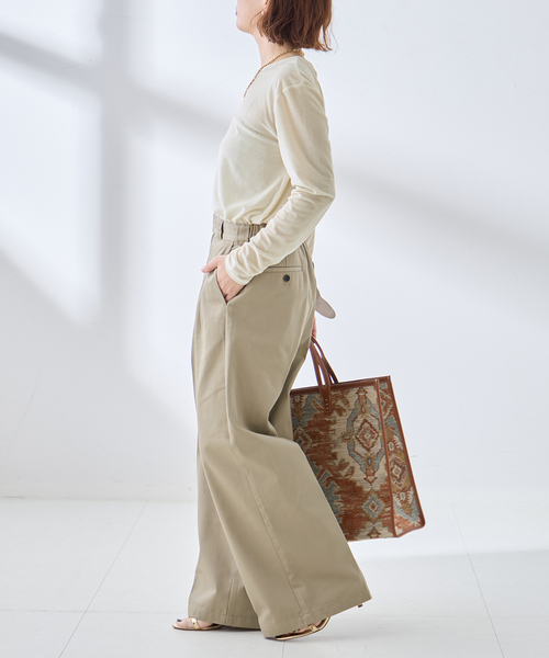 journal standard L'essage(ジャーナルスタンダードレサージュ)の「《追加》ベロアロングスリーブプルオーバー(Tシャツ/カットソー・レディース・アイボリー/ブラウン/ネイビー・FREE)」の11枚目の写真
