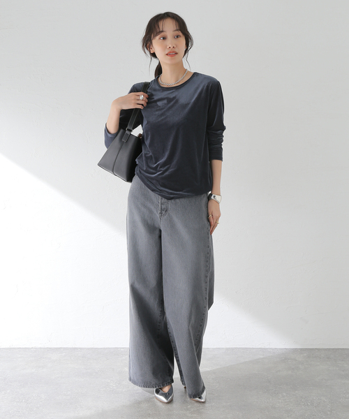 journal standard L'essage(ジャーナルスタンダードレサージュ)の「《追加》ベロアロングスリーブプルオーバー(Tシャツ/カットソー・レディース・アイボリー/ブラウン/ネイビー・FREE)」の17枚目の写真