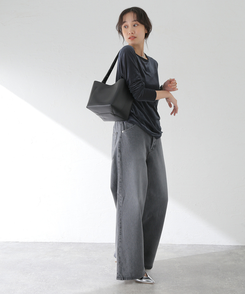 journal standard L'essage(ジャーナルスタンダードレサージュ)の「《追加》ベロアロングスリーブプルオーバー(Tシャツ/カットソー・レディース・アイボリー/ブラウン/ネイビー・FREE)」の18枚目の写真
