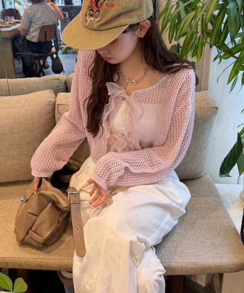 w closet（ダブルクローゼット）の「ラメメッシュリボンボレロ カーディガン（ニット/セーター・レディース・グレー/ピンク/ブラック/オフホワイト・FREE）」の4枚目の写真