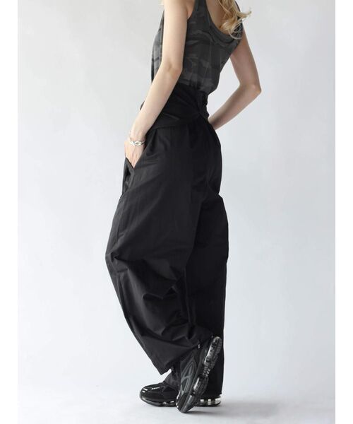 :ETHROF(イーサオブ)の「2WAY WAIST-WRAP WIDE PANTS(その他パンツ・レディース・アイボリー/ブラック/ブラウン・MEDIUM)」の7枚目の写真