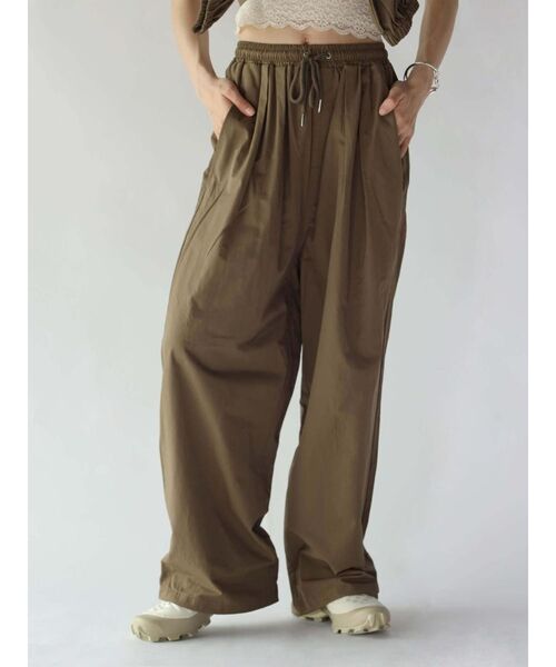 :ETHROF(イーサオブ)の「2WAY WAIST-WRAP WIDE PANTS(その他パンツ・レディース・アイボリー/ブラック/ブラウン・MEDIUM)」の12枚目の写真