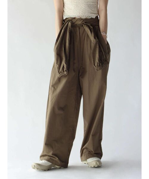 :ETHROF(イーサオブ)の「2WAY WAIST-WRAP WIDE PANTS(その他パンツ・レディース・アイボリー/ブラック/ブラウン・MEDIUM)」の3枚目の写真