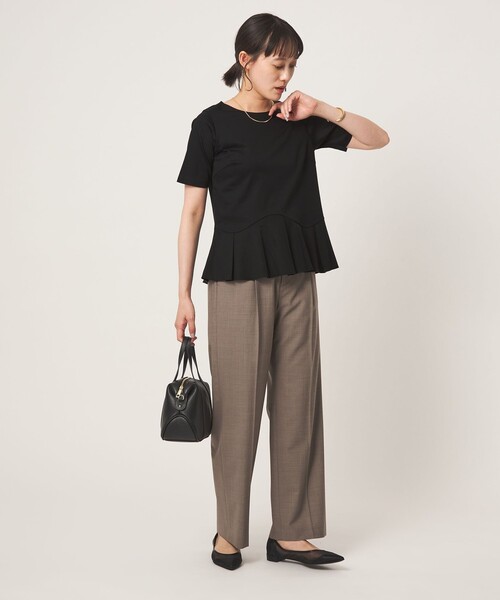 green label relaxing（グリーンレーベルリラクシング）の「スムース イレヘム ペプラム カットソー 接触冷感（Tシャツ/カットソー・レディース・ブラック/ホワイト/ネイビー・FREE）」の6枚目の写真