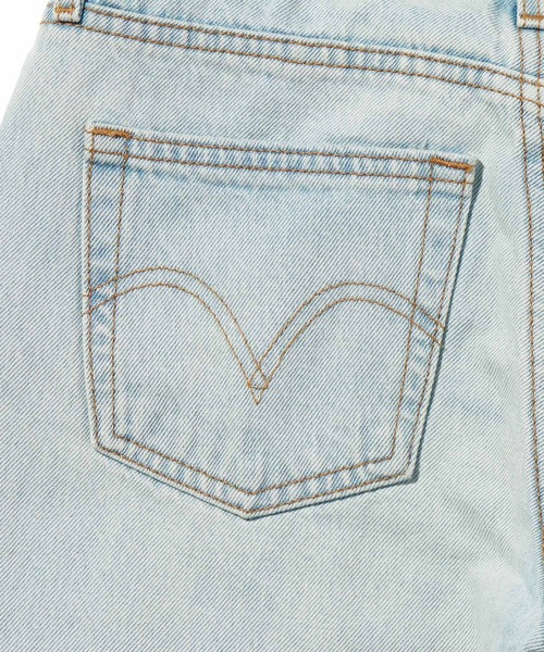 Levi's(リーバイス)の「Levi's/リーバイス LOW LOOSE ジーンズ ライトインディゴ(デニムパンツ・レディース・ライトインディゴブルー・28inch/27inch/26inch/25inch/24inch/23inch)」の6枚目の写真