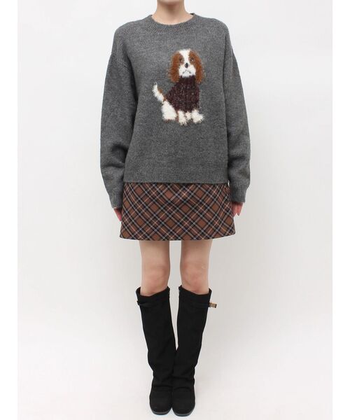 dazzlin(ダズリン)の「ブリティッシュドッグジャカードニット(ニット/セーター・レディース・レッド/チャコールグレー・FREE)」の5枚目の写真