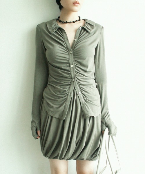 igi(イジ)の「Mellow gather cardi top / ソフトストレッチギャザートップス(シャツ/ブラウス・レディース・ブラウン/ミント/チャコールグレー・FREE)」の2枚目の写真