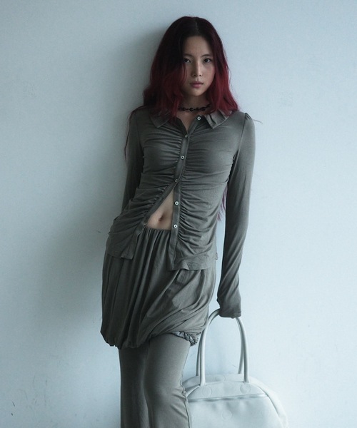 igi(イジ)の「Mellow gather cardi top / ソフトストレッチギャザートップス(シャツ/ブラウス・レディース・ブラウン/ミント/チャコールグレー・FREE)」の11枚目の写真
