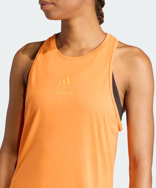 adidas(アディダス)の「Les Mills グラフィック タンクトップ / アディダス adidas(タンクトップ・レディース・オレンジ・XX-LARGE/LARGE/MEDIUM/SMALL/X-LARGE/X-SMALL)」の3枚目の写真