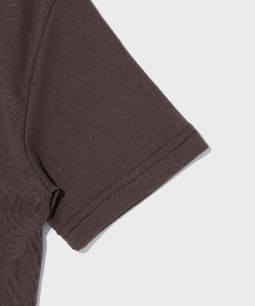 CARGOBROS FOR WOMAN(カーゴブロスフォーウィメン)の「エッセンシャルロゴショート半袖Tシャツ(ブラウン)(Tシャツ/カットソー・レディース・その他・FREE)」の4枚目の写真