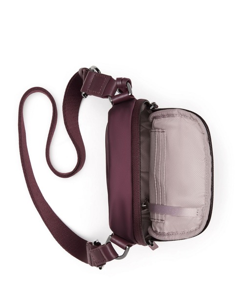 TUMI(トゥミ)の「VOYAGEUR 「ペルシャ」クロスボディ(ショルダーバッグ・レディース・レッド系その他・FREE)」の5枚目の写真