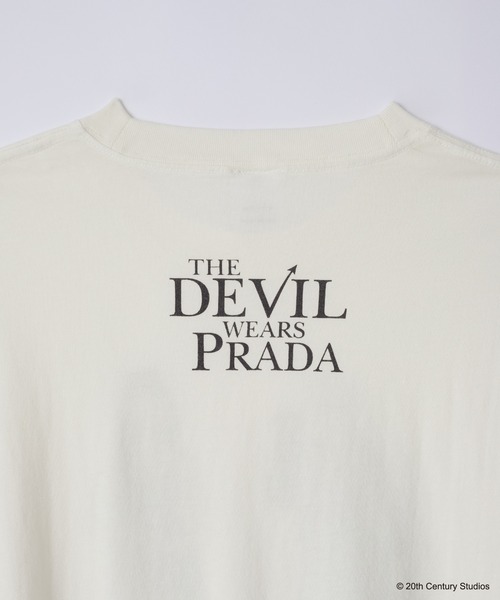 SLICK(スリック)の「【SLICK/スリック】THE DEVIL WEARS PRADA Printed T-shirt 02 / プラダを着た悪魔 ロゴプリントTシャツ / パウダー加工 / オーバーサイズ / ヴィンテージライク(Tシャツ/カットソー・メンズ・ブラック/ホワイト・3/2/1)」の14枚目の写真