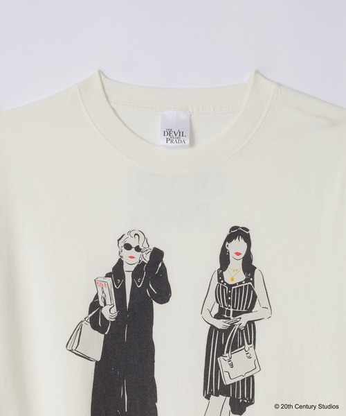 SLICK(スリック)の「【SLICK/スリック】THE DEVIL WEARS PRADA Printed T-shirt 02 / プラダを着た悪魔 ロゴプリントTシャツ / パウダー加工 / オーバーサイズ / ヴィンテージライク(Tシャツ/カットソー・メンズ・ブラック/ホワイト・3/2/1)」の15枚目の写真