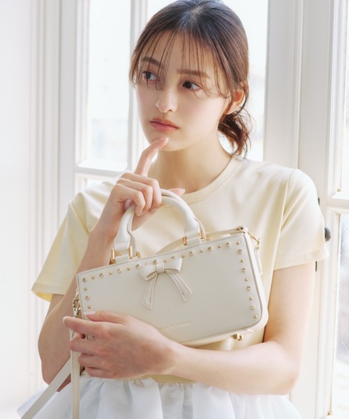 JILL by JILL STUART（ジルバイジルスチュアート）の「スタッズリボンバッグ（ショルダーバッグ・レディース・ホワイト/ブラック/ピンク・FREE）」の6枚目の写真