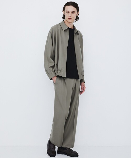UNITED TOKYO(ユナイテッドトウキョウ)の「【数量限定】Super120s WOOL SERGE 2TUCK PANTS(スラックス・メンズ・ダークグレー/ブラック/グレー系その他・1/2)」の17枚目の写真