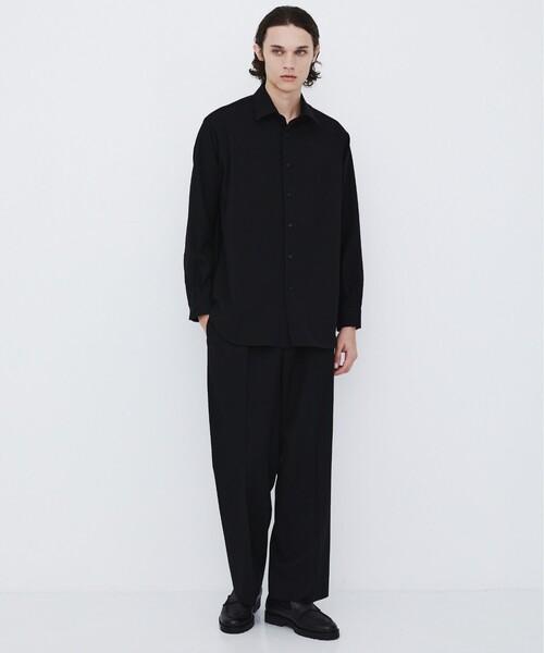 UNITED TOKYO(ユナイテッドトウキョウ)の「【数量限定】Super120s WOOL SERGE 2TUCK PANTS(スラックス・メンズ・ダークグレー/ブラック/グレー系その他・1/2)」の5枚目の写真