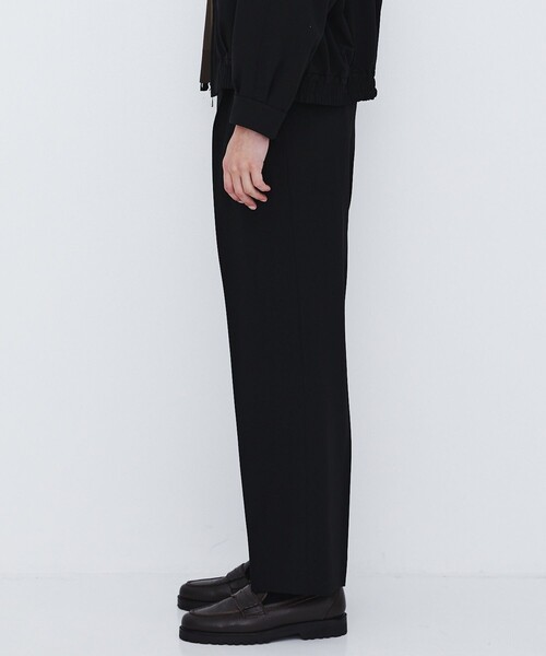 UNITED TOKYO(ユナイテッドトウキョウ)の「【数量限定】Super120s WOOL SERGE 2TUCK PANTS(スラックス・メンズ・ダークグレー/ブラック/グレー系その他・1/2)」の7枚目の写真
