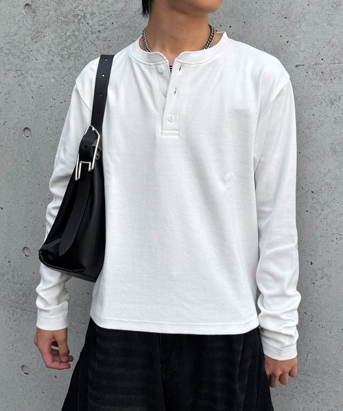 lilful(リルフル)の「【26年秋冬新作】スパンリブヘンリーネック長袖Tシャツ(Tシャツ/カットソー・メンズ・ブラック/ホワイト・M/L)」の1枚目の写真