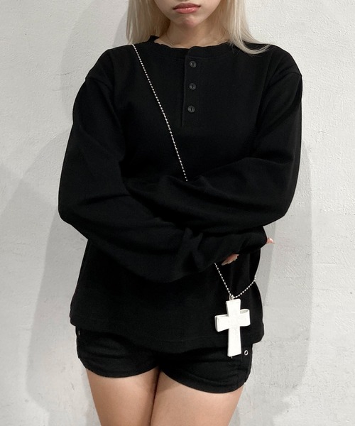 lilful(リルフル)の「【26年秋冬新作】スパンリブヘンリーネック長袖Tシャツ(Tシャツ/カットソー・メンズ・ブラック/ホワイト・M/L)」の5枚目の写真