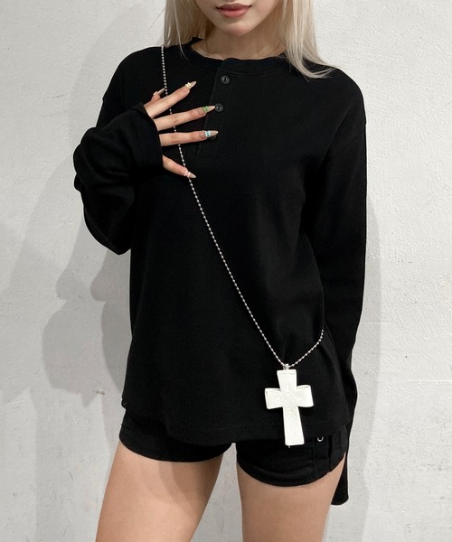 lilful(リルフル)の「【26年秋冬新作】スパンリブヘンリーネック長袖Tシャツ(Tシャツ/カットソー・メンズ・ブラック/ホワイト・M/L)」の6枚目の写真