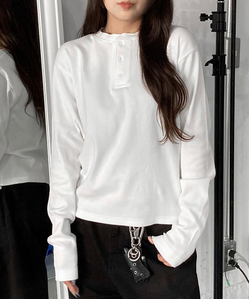 lilful(リルフル)の「【26年秋冬新作】スパンリブヘンリーネック長袖Tシャツ(Tシャツ/カットソー・メンズ・ブラック/ホワイト・M/L)」の19枚目の写真