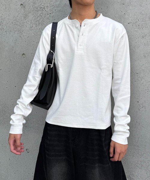 lilful(リルフル)の「【26年秋冬新作】スパンリブヘンリーネック長袖Tシャツ(Tシャツ/カットソー・メンズ・ブラック/ホワイト・M/L)」の14枚目の写真