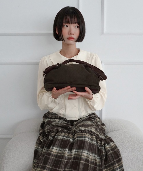 by muni:r（バイ ムニール）の「スクエア2WAYショルダーバッグ/2026 AW COLLECTION（ショルダーバッグ・レディース・ブラック/ベージュ/ブラウン/スカイブルー・FREE）」の11枚目の写真
