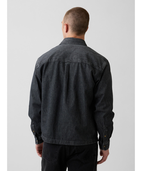 GAP（ギャップ）の「デニム リラックスフィット ストレートヘムシャツ（シャツ/ブラウス・メンズ・ブラック・XL/L/M/S/XS）」の3枚目の写真