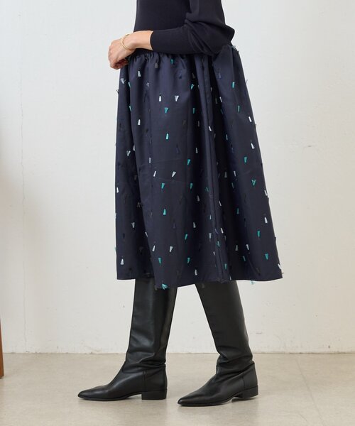 BEARDSLEY(ビアズリー)の「《ZOZO先行販売開始》フェザー刺繍コンビワンピ(ワンピース・レディース・ネイビー・FREE)」の6枚目の写真