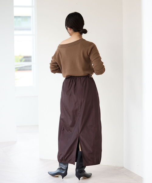 IENA(イエナ)の「ブライトボリュームコクーンスカート(スカート・レディース・ブラウン/チャコールグレー・36/38)」の20枚目の写真