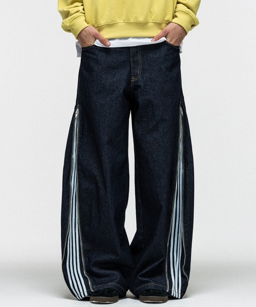 ILL'S(イルズ)の「2way SIDE ZIP BARREL-LEG DENIM PANTS / 2wayサイドジップバレルレッグデニムパンツ バギーパンツ ワイド サイドライン メンズ レディース ユニセックス(その他パンツ・メンズ・ブルー/グレー/ブラック・L/M)」の8枚目の写真