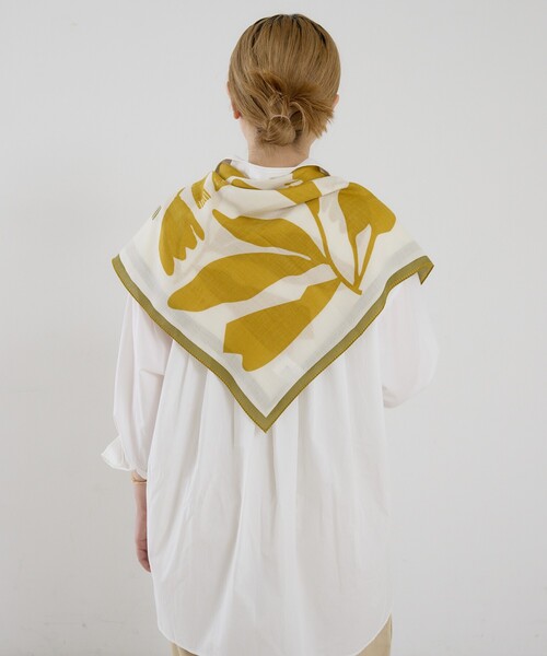 collex（コレックス）の「Deco Flora ウールシルクスカーフ（ストール/ショール・レディース・イエロー/モスグリーン・フリー）」の20枚目の写真