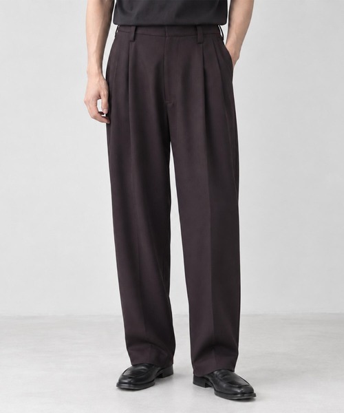 UJOH(ウジョー)の「【UJOH HOMME】別注 Wide 2 Tuck PNT(その他パンツ・メンズ・ブラック/ブラウン・4/5)」の1枚目の写真