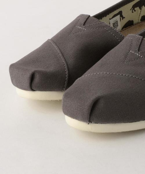 TOMS（トムス）の「＜TOMS＞ORIGINAL CLASSIC スリッポン◆（スリッポン・レディース・オフホワイト/ブラック/グレー・8/6/5h/7/7h/6h）」の8枚目の写真