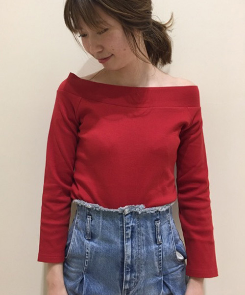 mystic(ミスティック)の「オフショルティー(Tシャツ/カットソー・レディース・ブラック/ネイビー/ライトグレー/ピンク/レッド・フリ-)」の6枚目の写真