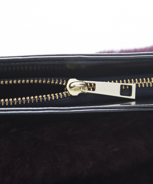 STUDIOUS（ステュディオス）の「【STUDIOUS】 ファークラッチBAG（クラッチバッグ・レディース・ライトグレー/バーガンディー/ネイビー・FREE）」の12枚目の写真