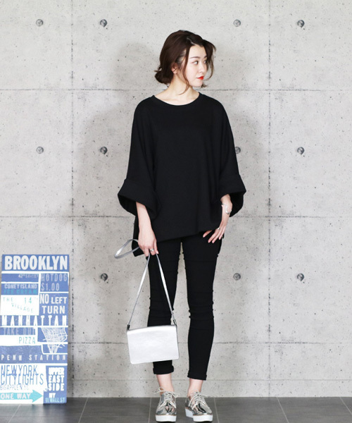 reca(レカ)の「ゆったりサイズ薄手スウェットカットソー(Tシャツ/カットソー・レディース・ブラック/ホワイト/グレー・FREE)」の13枚目の写真