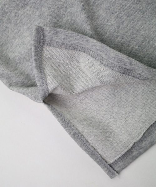 reca(レカ)の「ゆったりサイズ薄手スウェットカットソー(Tシャツ/カットソー・レディース・ブラック/ホワイト/グレー・FREE)」の17枚目の写真