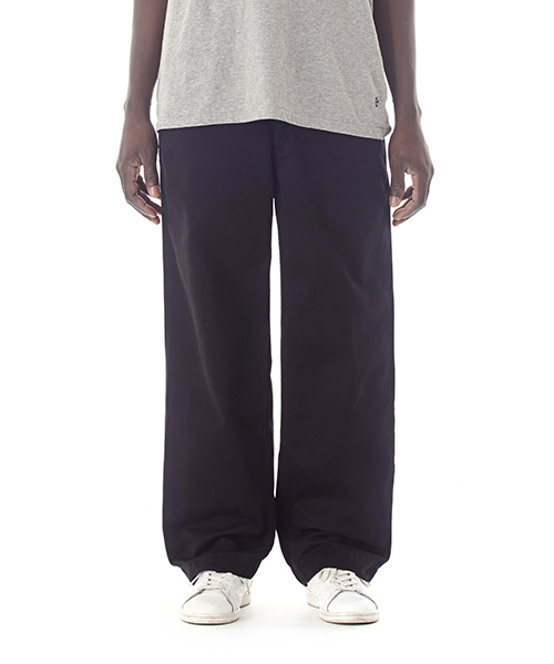 DAILY STANDARD by SANDINISTA(デイリースタンダードバイサンディニスタ)の「B.C. Chino Pants - Wide / チノパンツ - ワイド(チノパンツ・メンズ・ブラック/オリーブ/ベージュ/ネイビー・30 inch/34inch/32inch)」の3枚目の写真