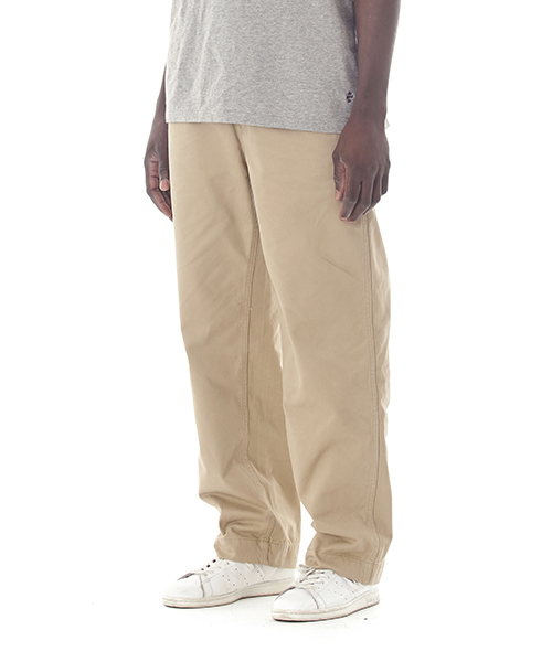DAILY STANDARD by SANDINISTA(デイリースタンダードバイサンディニスタ)の「B.C. Chino Pants - Wide / チノパンツ - ワイド(チノパンツ・メンズ・ブラック/オリーブ/ベージュ/ネイビー・30 inch/34inch/32inch)」の6枚目の写真