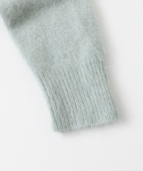 URBAN RESEARCH（アーバンリサーチ）の「ラクーンVネックニットワンピース（ワンピース・レディース・ライトグレー/ミント・FREE）」の6枚目の写真