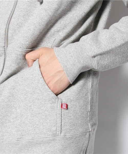BEAMS(ビームス)の「S/DOUBLE / JEFF LIGHT SWEAT ZIP HOODY(パーカー・メンズ・グレー/ネイビー・MEDIUM/LARGE)」の8枚目の写真