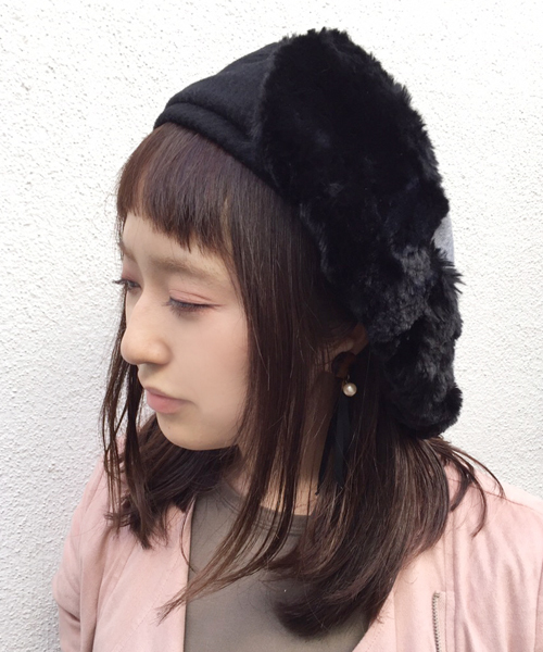 Polcadot ポルカドット の ふわふわファー付き ねこ刺繍ベレー帽 ハンチング ベレー帽 Wear