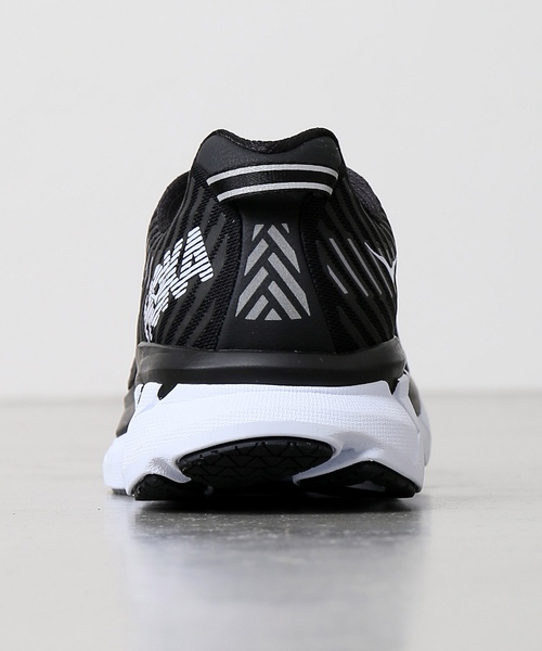 HOKA(ホカ)の「HOKA ONEONE / ホカ オネオネ CLIFTON5(スニーカー・メンズ・ブラック・25.5/26/26.5/27/27.5/28/29)」の13枚目の写真