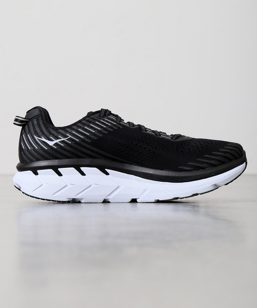 HOKA(ホカ)の「HOKA ONEONE / ホカ オネオネ CLIFTON5(スニーカー・メンズ・ブラック・25.5/26/26.5/27/27.5/28/29)」の14枚目の写真