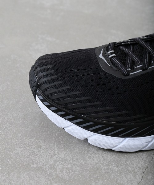 HOKA(ホカ)の「HOKA ONEONE / ホカ オネオネ CLIFTON5(スニーカー・メンズ・ブラック・25.5/26/26.5/27/27.5/28/29)」の15枚目の写真