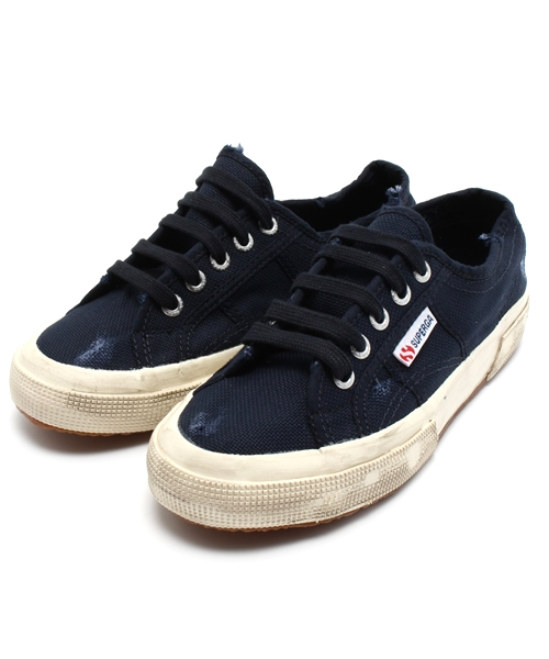 And A（アンドエー）の「ダメージ Lo (SUPERGA)（スニーカー・レディース・ホワイト/ネイビー/レッド・24.5cm/23.5cm）」の3枚目の写真