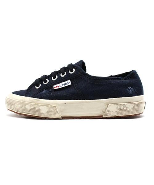 And A（アンドエー）の「ダメージ Lo (SUPERGA)（スニーカー・レディース・ホワイト/ネイビー/レッド・24.5cm/23.5cm）」の4枚目の写真