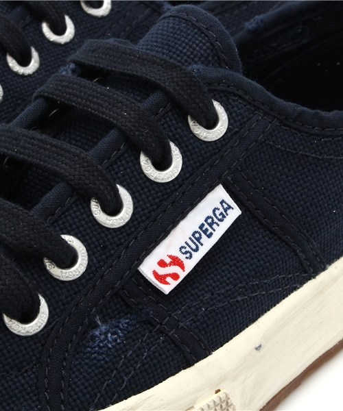 And A（アンドエー）の「ダメージ Lo (SUPERGA)（スニーカー・レディース・ホワイト/ネイビー/レッド・24.5cm/23.5cm）」の8枚目の写真